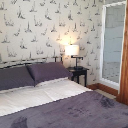 Durnford St- Amazing Location - Free Wifi Apartment Плимът Екстериор снимка